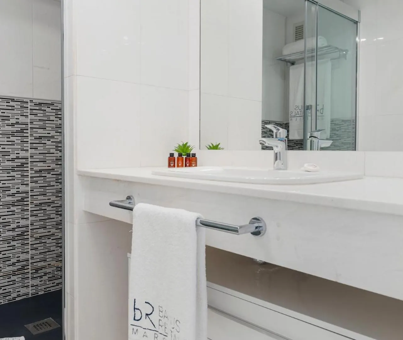 Appartement Moderno Y Luminoso Apartamento En Las Gaviotas- Puerto Banus Marbella Spanje